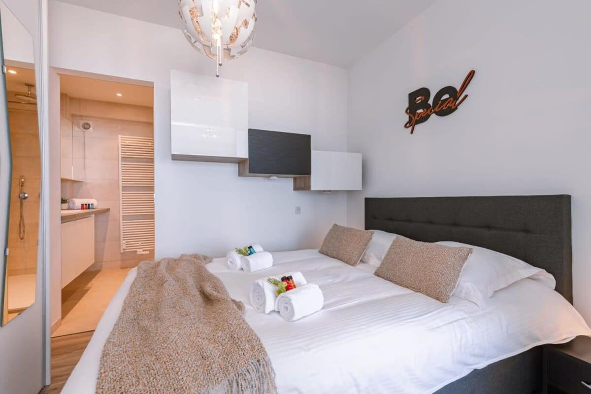 Huswell - Brand New Apartment With A View Οστένδη Εξωτερικό φωτογραφία